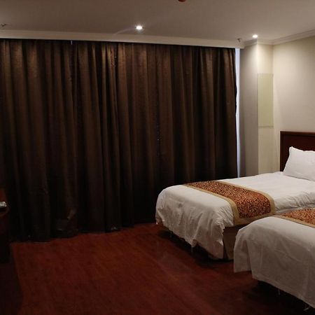 Greentree Alliance Wuxi Yixing Jinyizhong Road Chengbei Rt-Market Hotel Екстер'єр фото